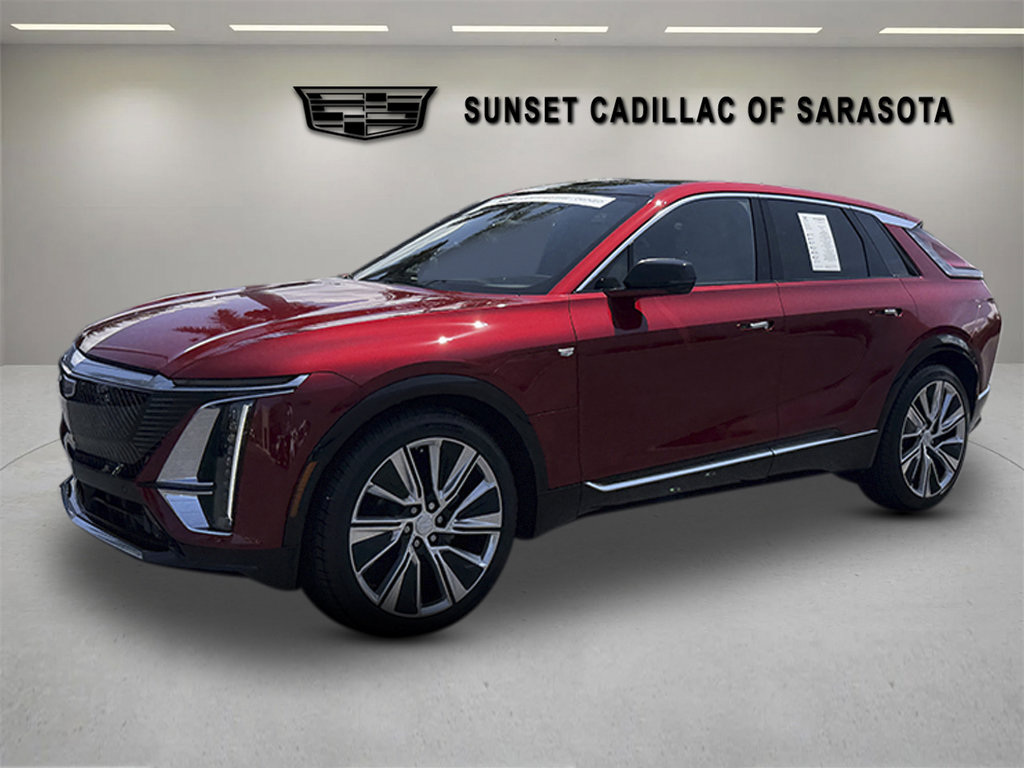 Certified 2025 Cadillac Lyriq Luxury w/ Nappa Leather Package RWD image 7