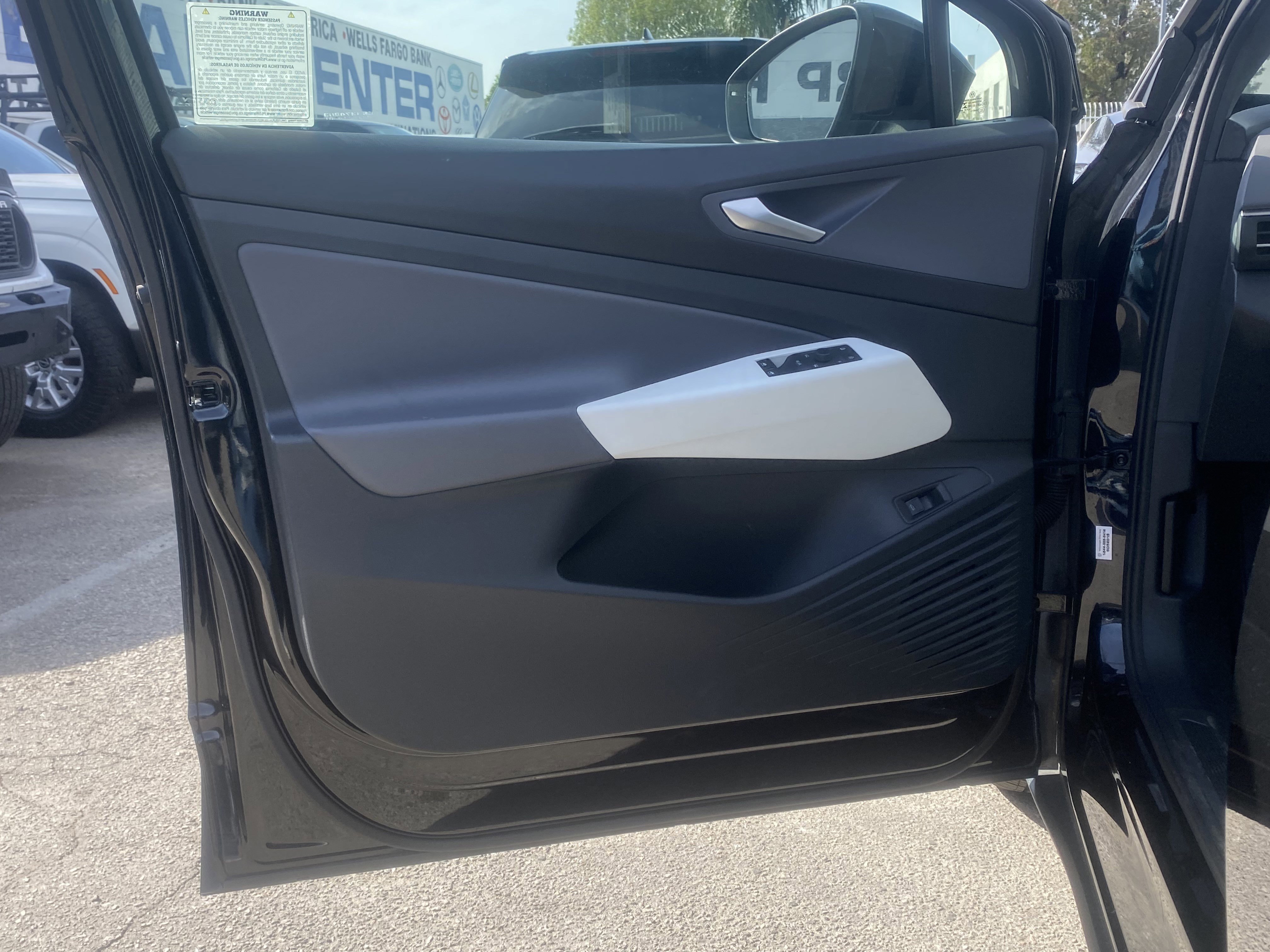 Used 2021 Volkswagen ID.4 1st Edition w/ ID.4 Protection Package RWD image 18