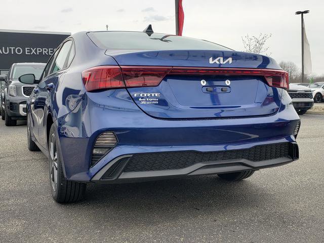 Certified 2023 Kia Forte LXS image 6