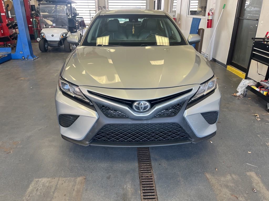 Used 2018 Toyota Camry SE image 8