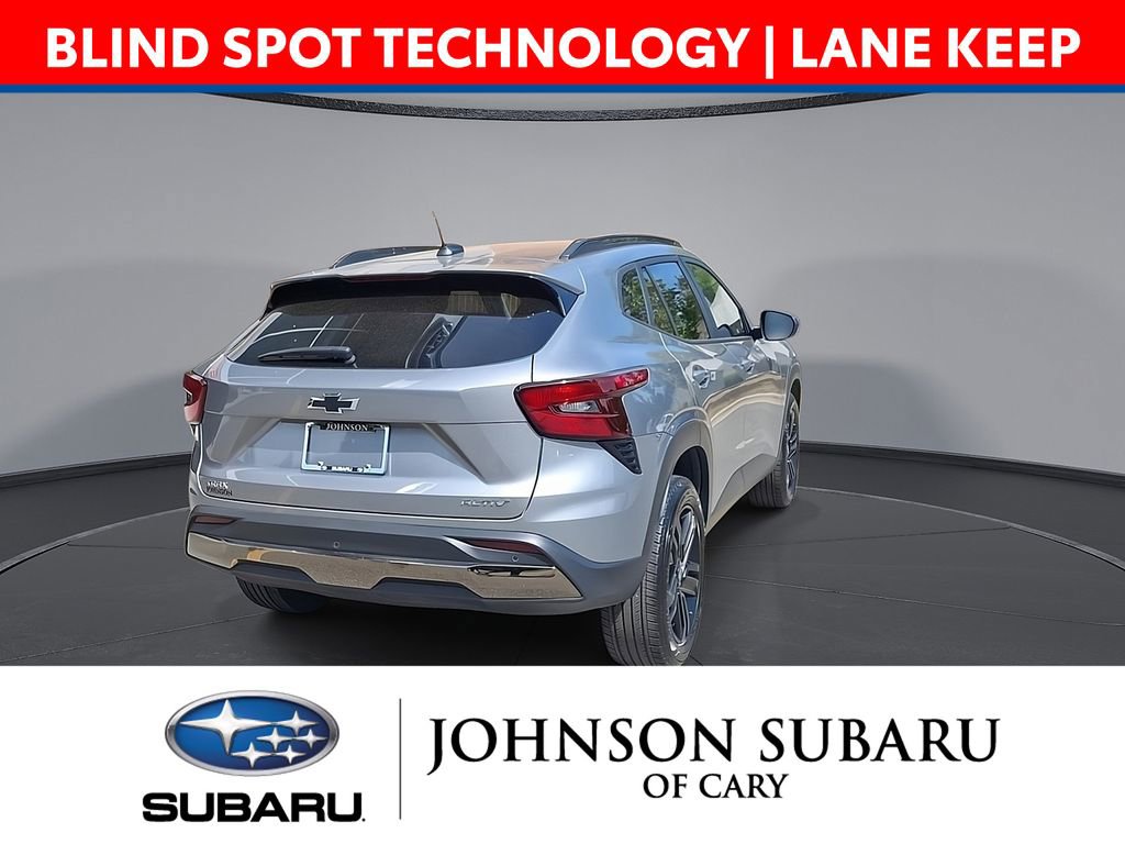 Used 2025 Chevrolet Trax ACTIV w/ Driver Confidence Package image 3