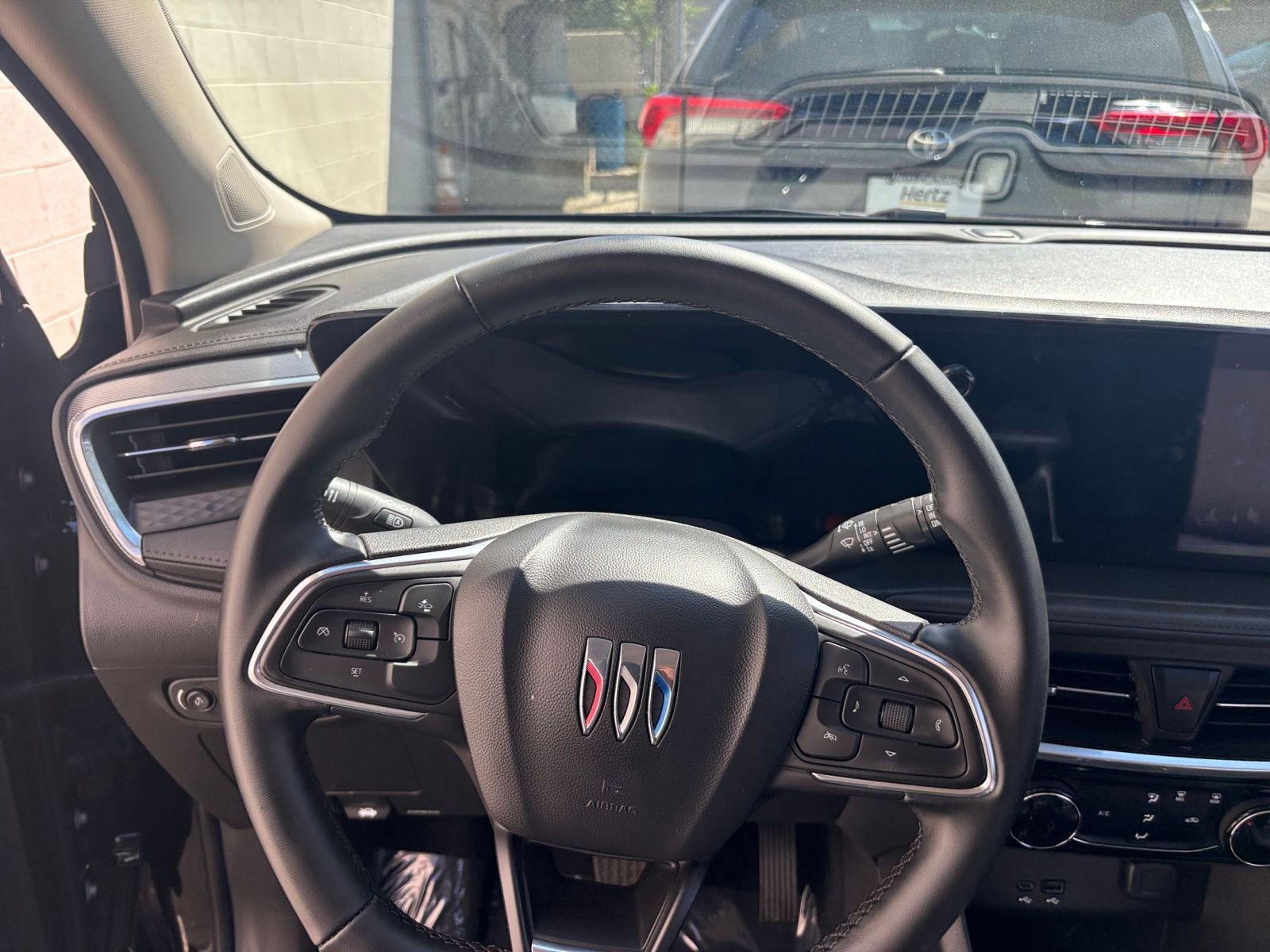 Used 2024 Buick Encore GX Sport Touring image 34