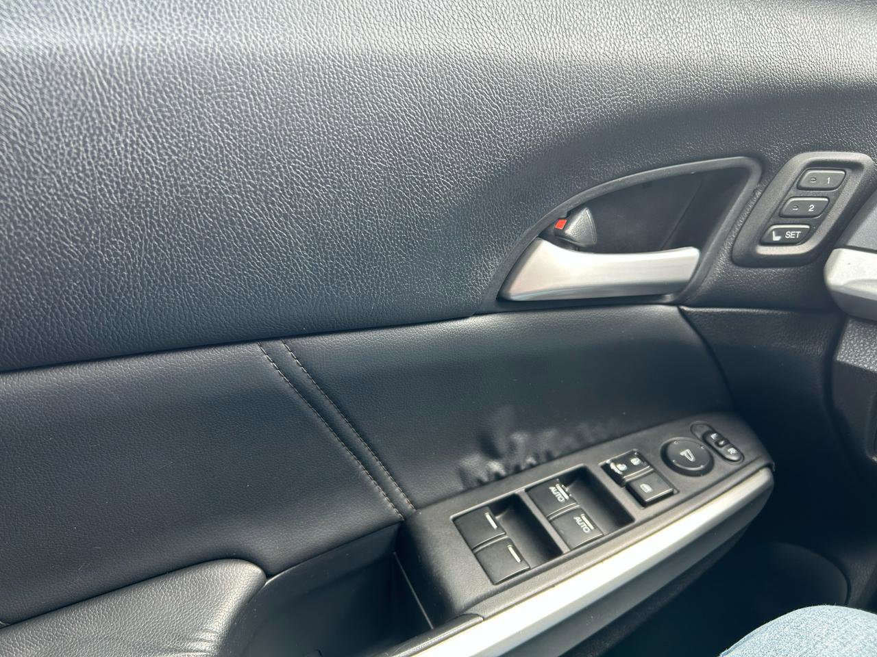 Used 2013 Honda Crosstour EX-L image 30