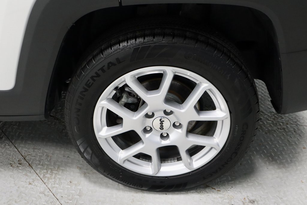 Used 2023 Jeep Renegade Latitude image 19
