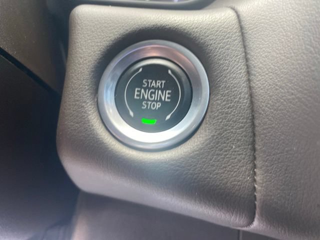Used 2022 Chevrolet Suburban LT w/ Luxury Package AWD/4WD image 21