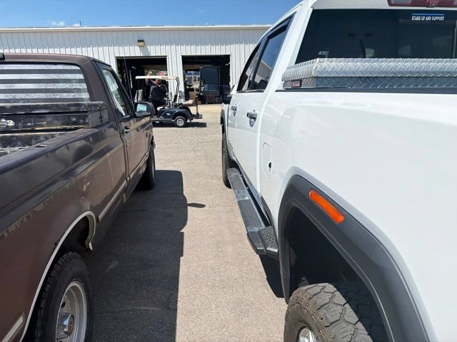 Used 2022 GMC Sierra 3500 Denali AWD/4WD image 31