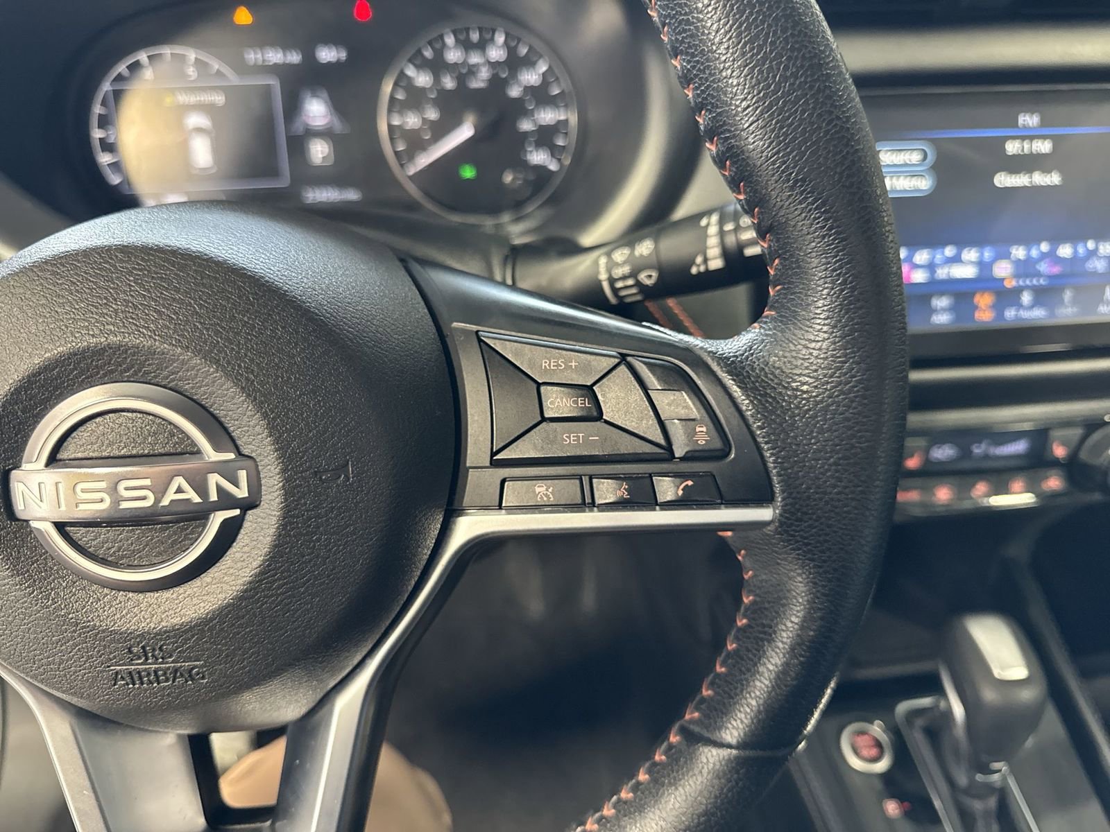 Used 2023 Nissan Kicks SR w/ SR Premium Package image 19