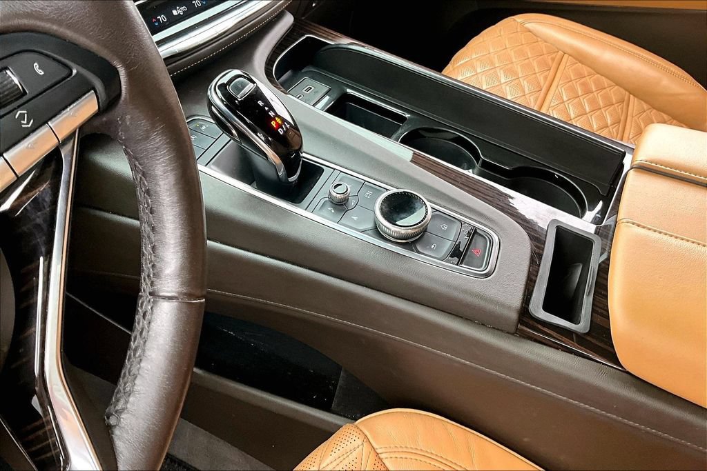 Used 2023 Cadillac Escalade ESV Sport w/ Touring Package AWD/4WD image 14