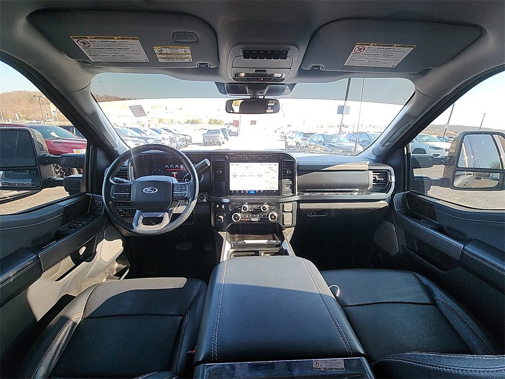 Used 2023 Ford F350 Lariat image 30