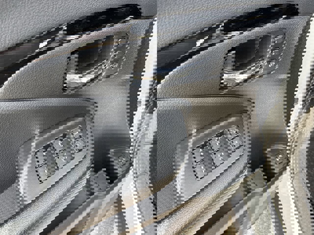 Certified 2020 Honda Passport Touring image 18