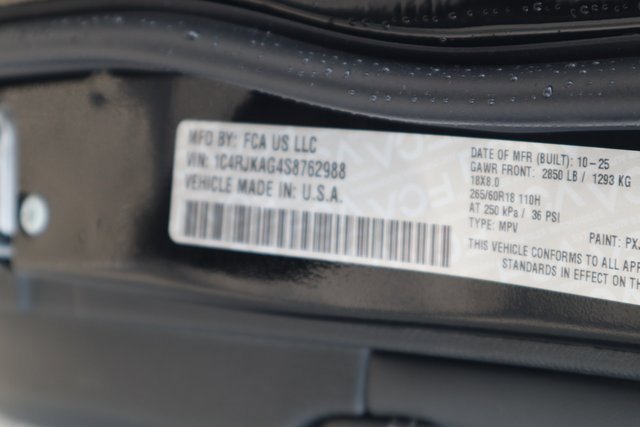 New 2025 Jeep Grand Cherokee L Laredo w/ Luxury Tech Group I image 30