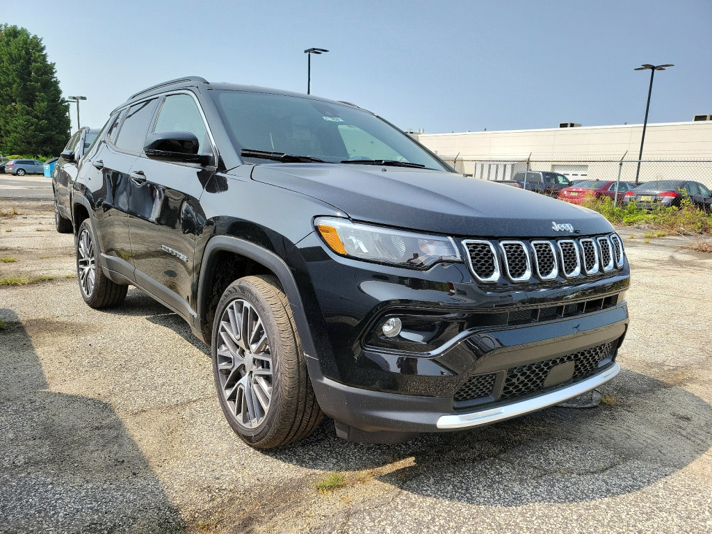 Used 2023 Jeep Compass Limited w/ Elite Group AWD/4WD video 1
