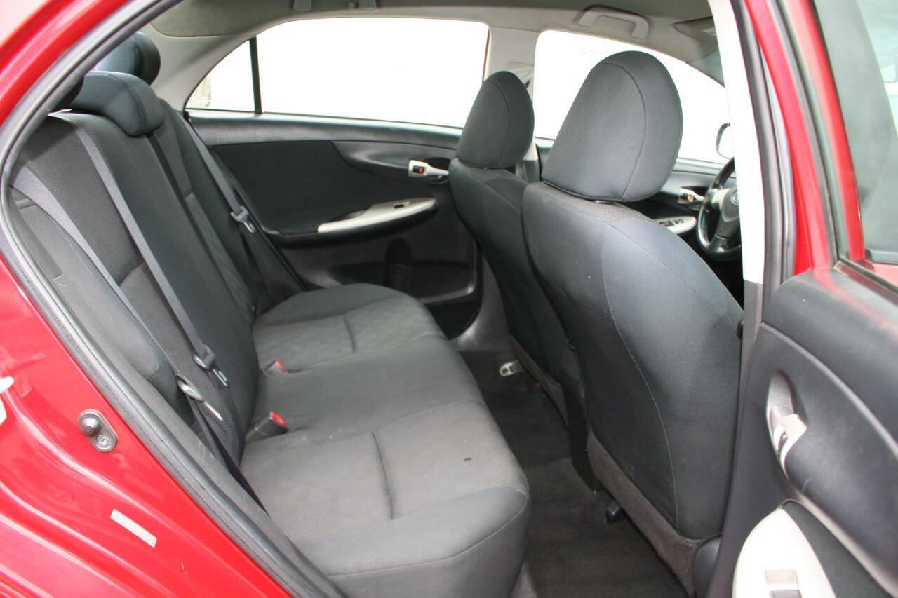 Used 2010 Toyota Corolla S image 22