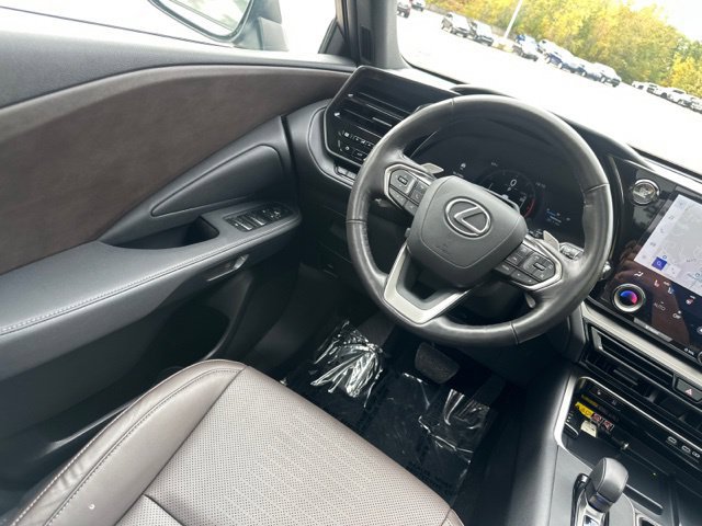 Used 2025 Lexus TX 350 AWD w/ Technology Package image 22
