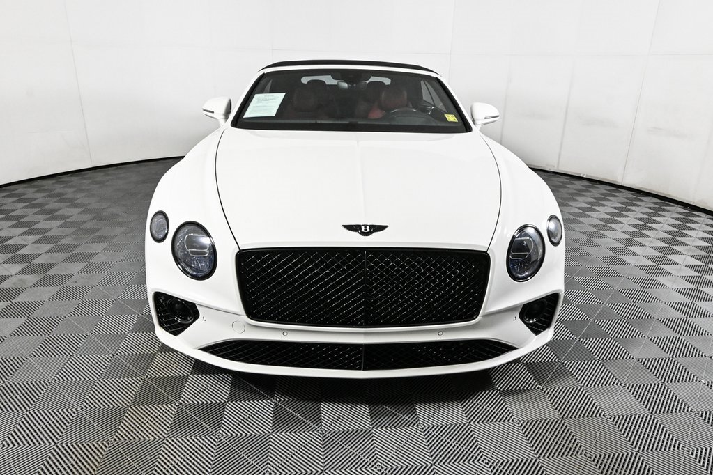 Used 2021 Bentley Continental GT image 40