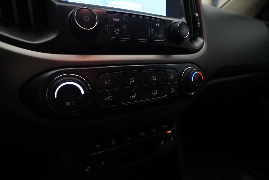 Used 2020 Chevrolet Colorado Z71 AWD/4WD image 20