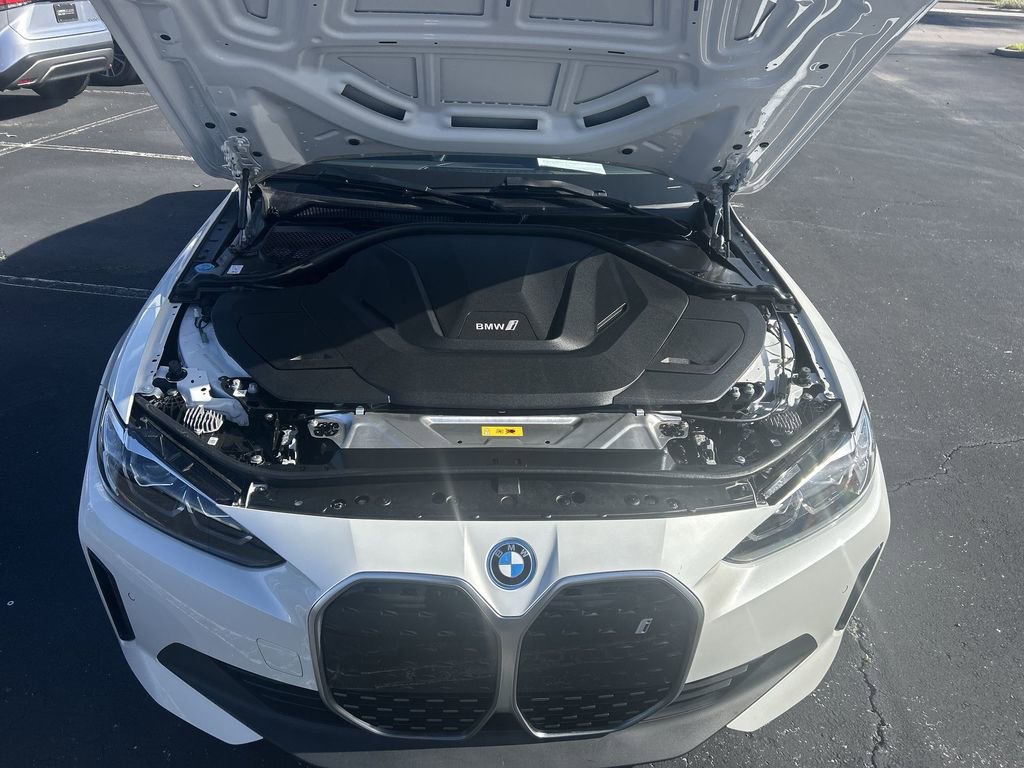 Used 2024 BMW i4 eDrive40 w/ Convenience Package image 14