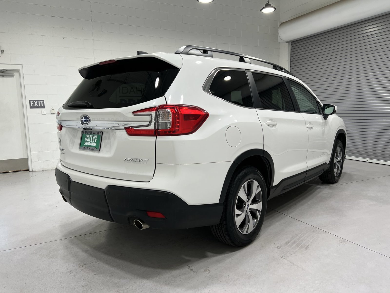 Used 2025 Subaru Ascent Premium AWD/4WD image 8