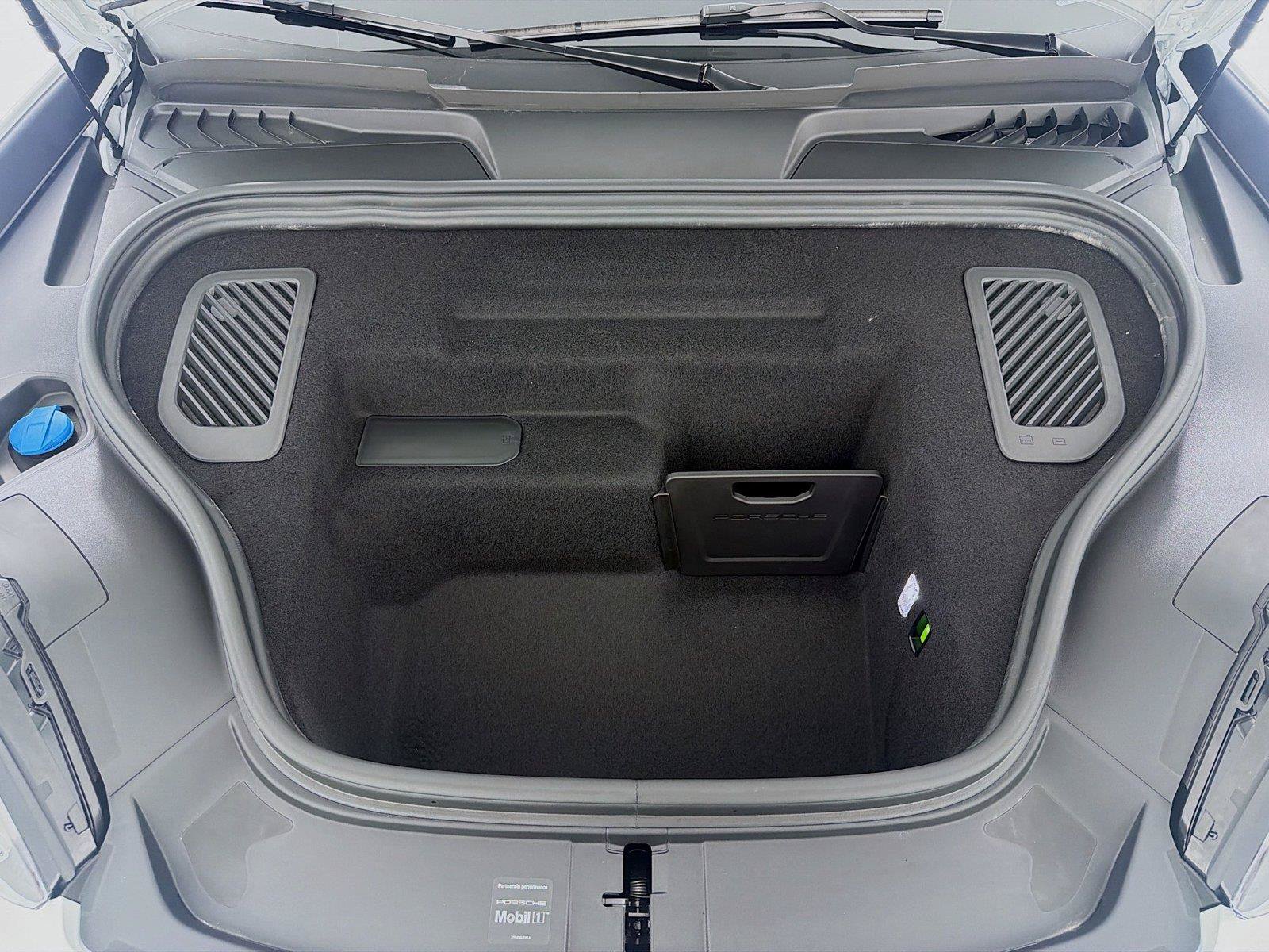 Certified 2026 Porsche Macan Electric RWD image 31