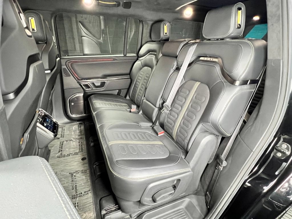 Used 2024 Rivian R1S Adventure AWD/4WD image 15