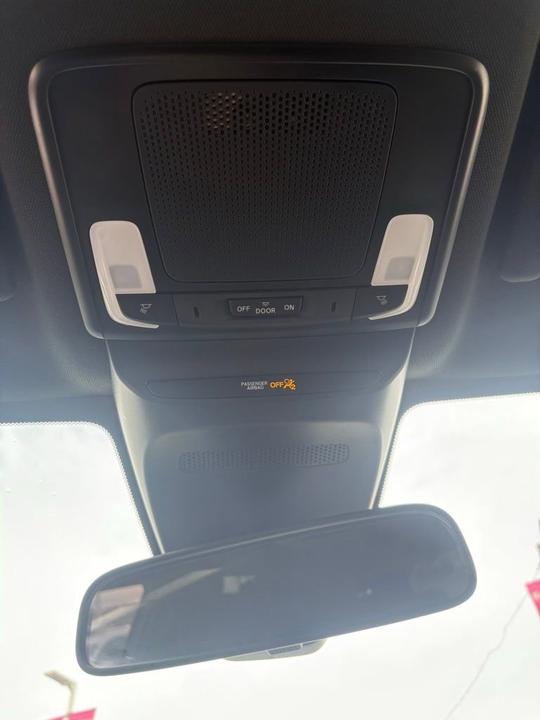 Used 2024 Honda HR-V Sport image 17