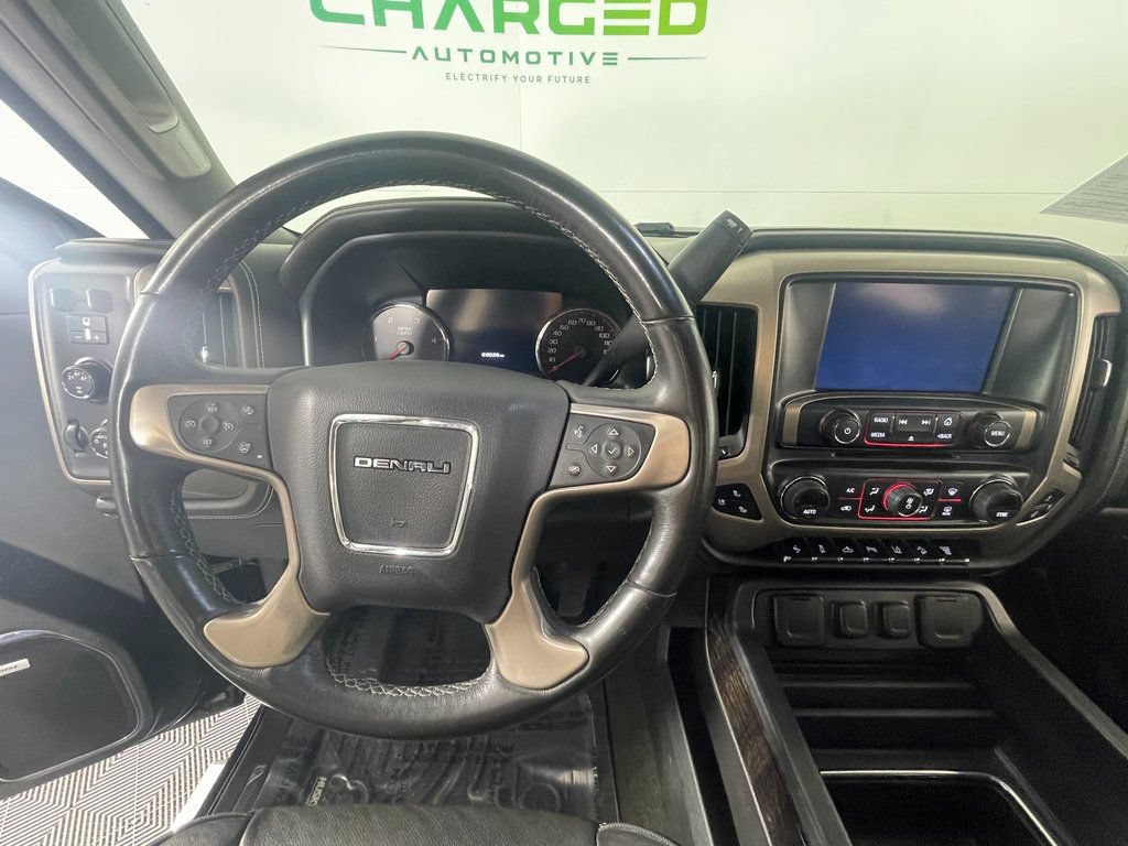 Used 2016 GMC Sierra 2500 Denali w/ Duramax Plus Package AWD/4WD image 15