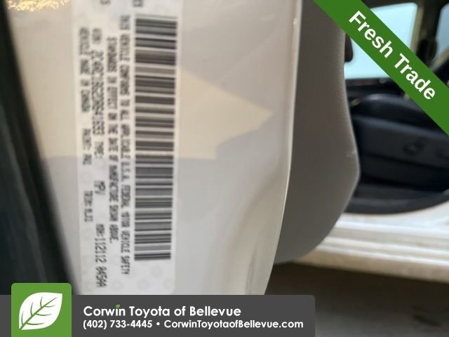 Used 2013 Chrysler Town & Country Touring image 12