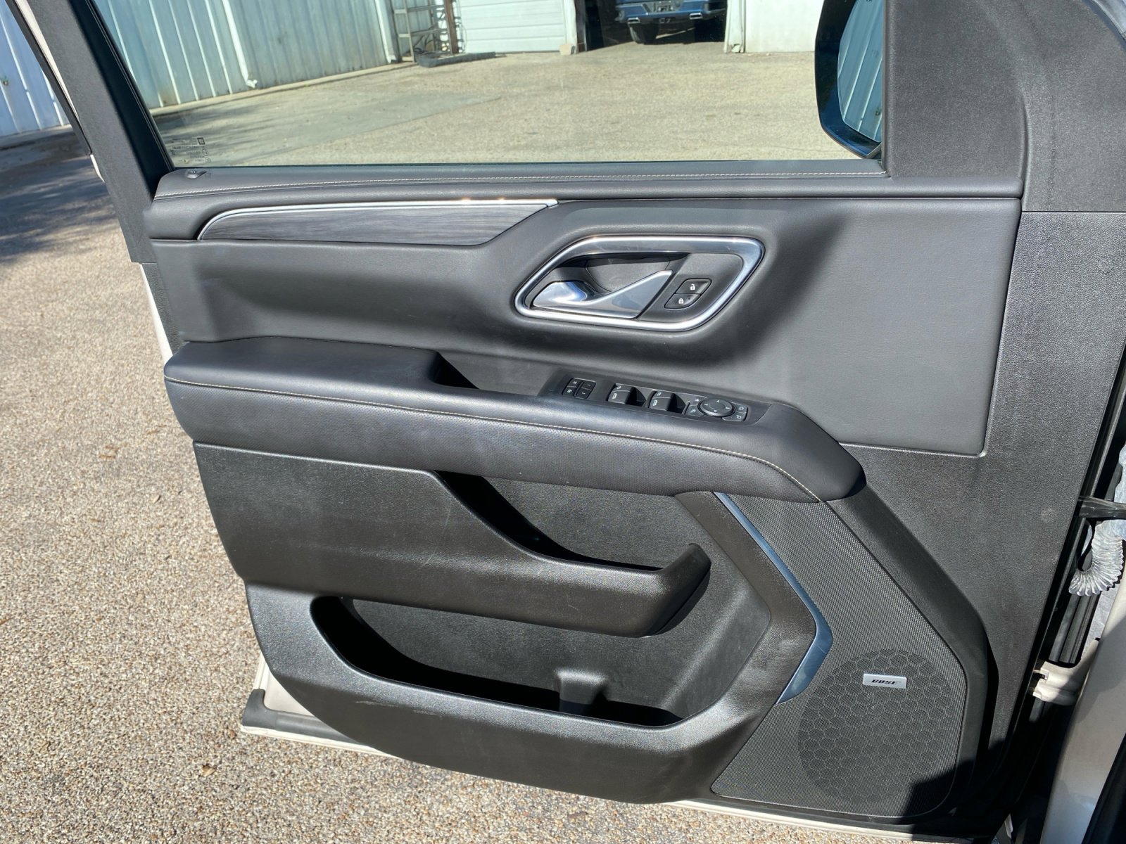 Used 2021 GMC Yukon SLT w/ SLT Luxury Plus Package image 30