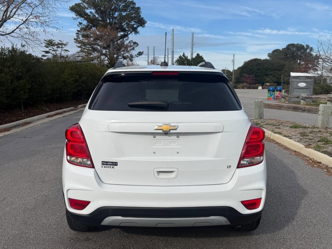 Used 2019 Chevrolet Trax LT w/ LT Convenience Package image 6