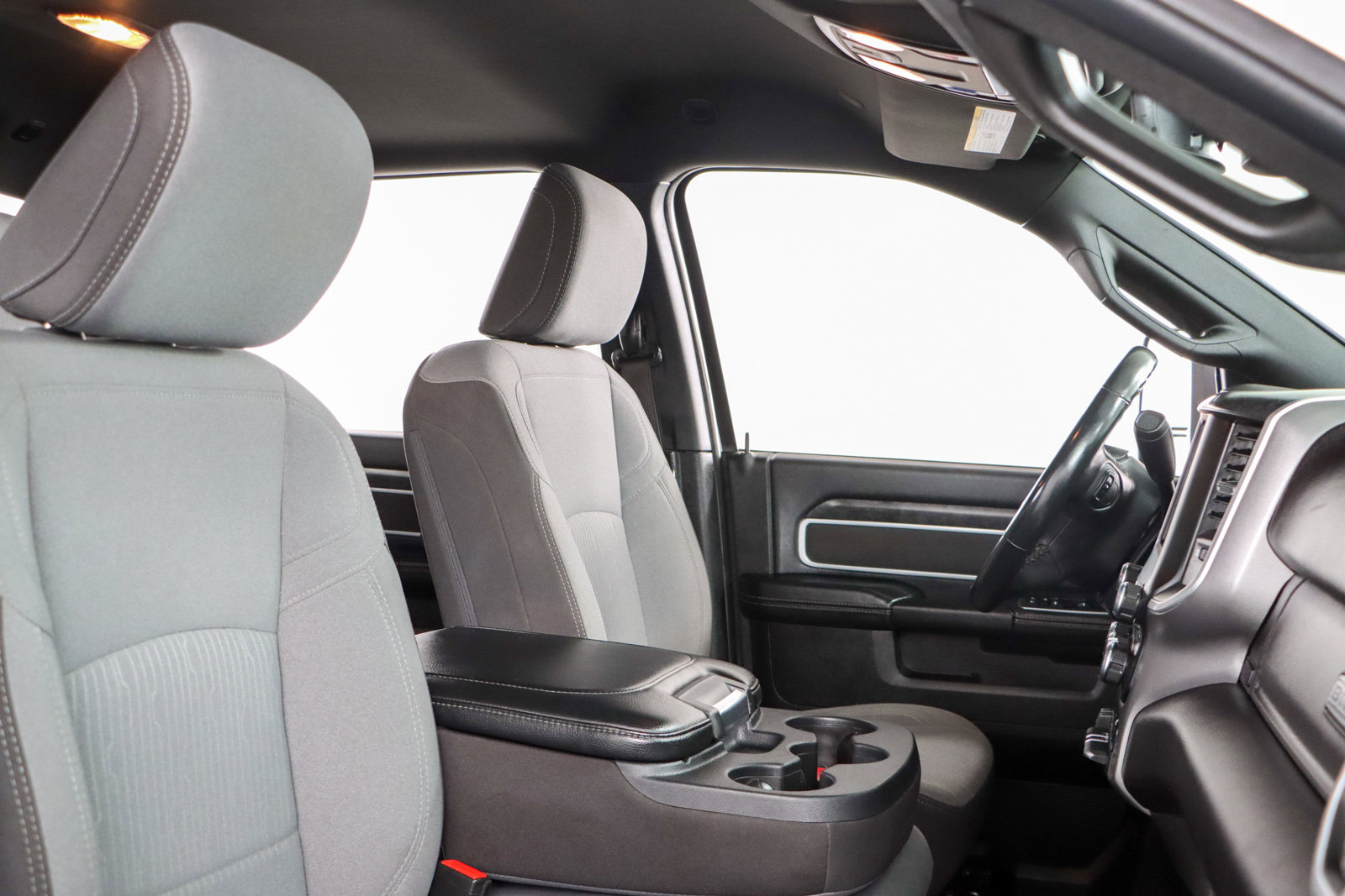 Used 2024 RAM 2500 Big Horn image 28