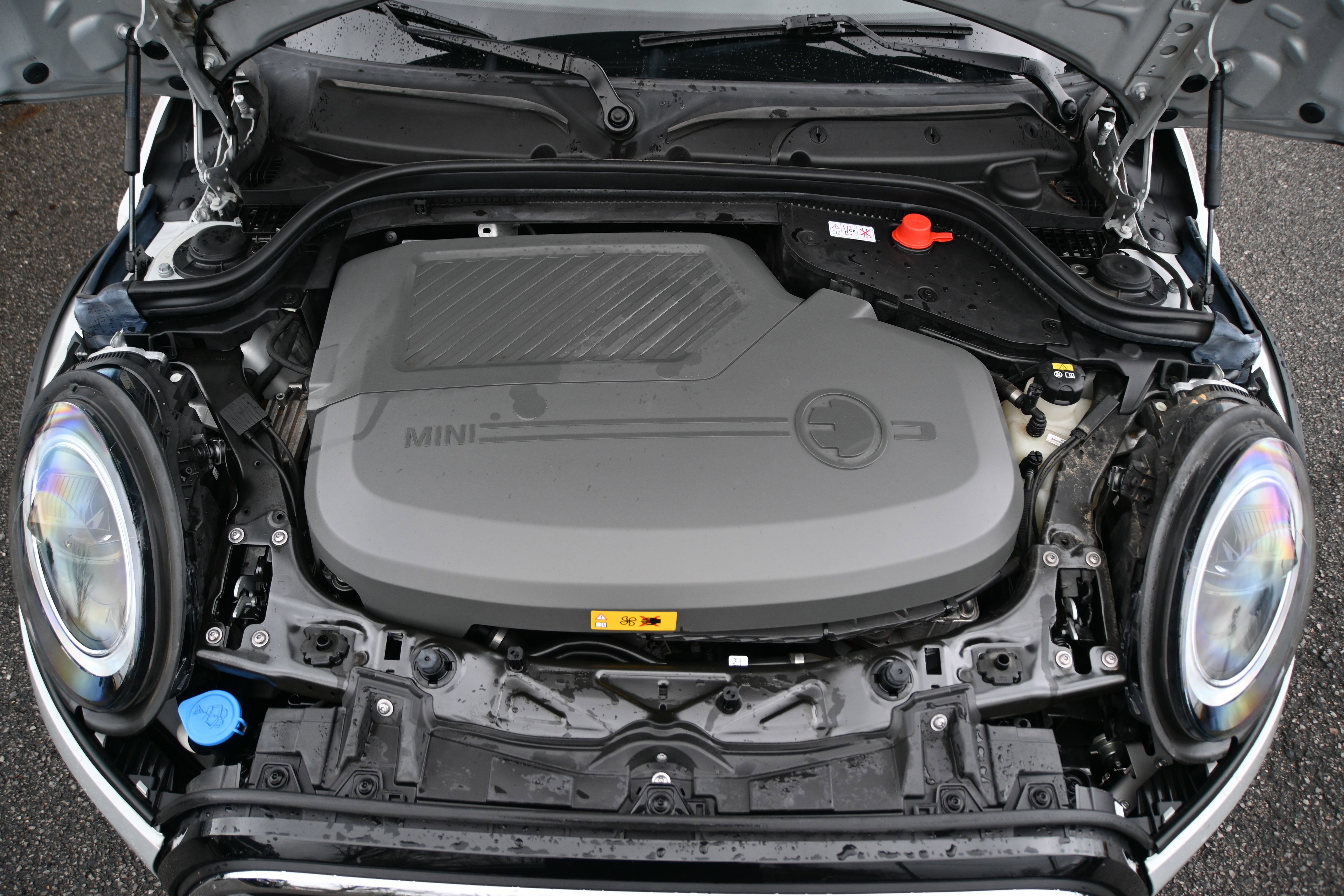 Used 2023 MINI Cooper SE image 23