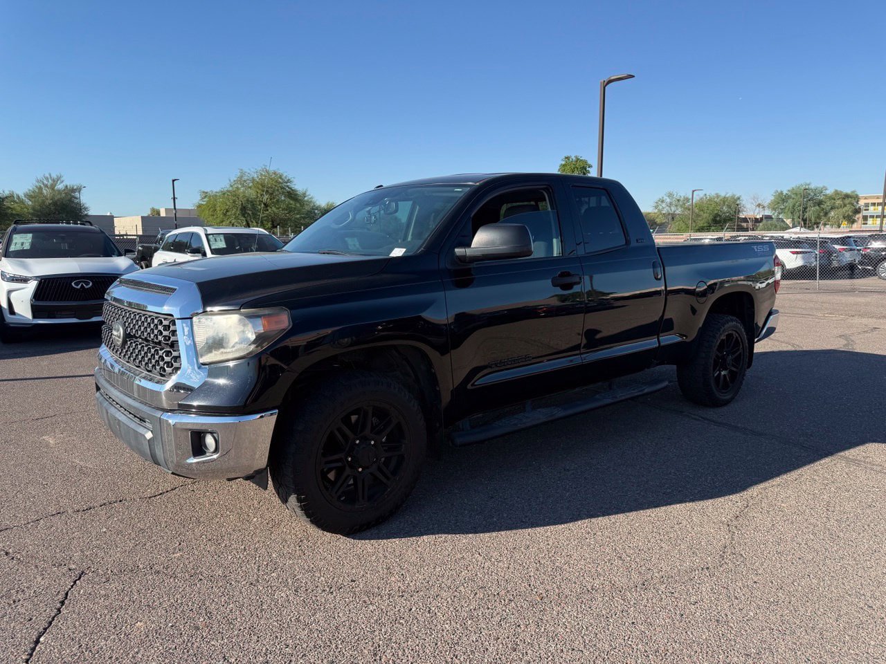 Used 2019 Toyota Tundra SR5 w/ SR5 Upgrade Package RWD image 1