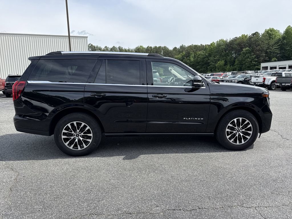 Used 2025 Ford Expedition Platinum AWD/4WD image 8