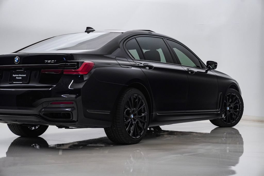 Used 2022 BMW 750i xDrive w/ Luxury Rear Seating Package AWD/4WD image 10