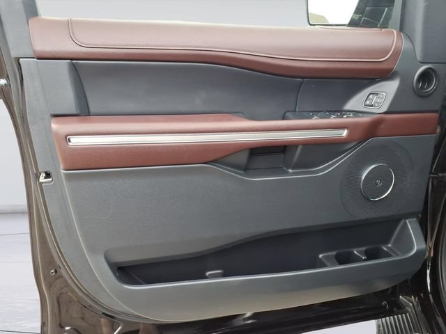 Certified 2023 Ford Expedition Limited AWD/4WD image 14