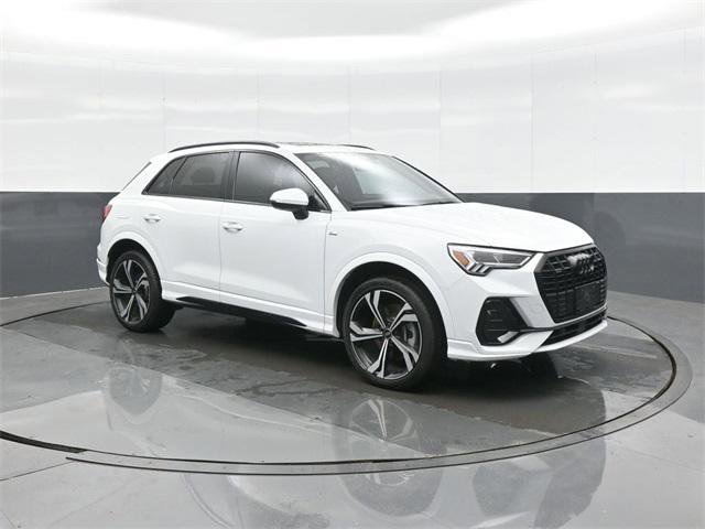 Used 2023 Audi Q3 2.0T Premium Plus w/ Premium Plus Package image 1