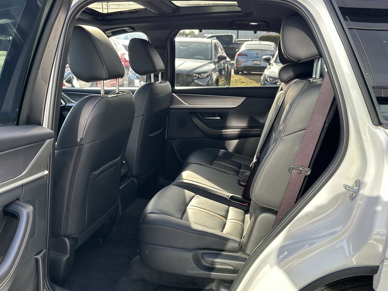 Used 2025 MAZDA CX-70 3.3 Turbo S w/ Premium Package image 20