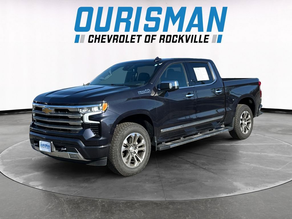 Used 2024 Chevrolet Silverado 1500 High Country AWD/4WD image 2