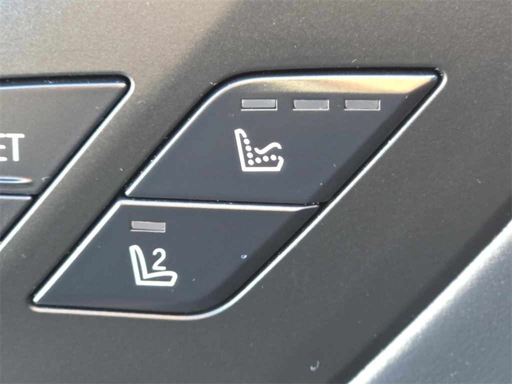 Used 2023 BMW X5 M w/ Executive Package image 15