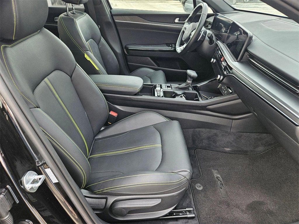 Used 2025 Kia K5 GT image 24