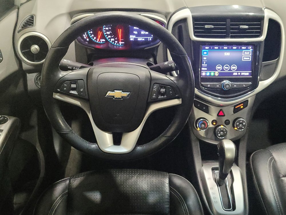 Used 2020 Chevrolet Sonic Premier FWD image 22