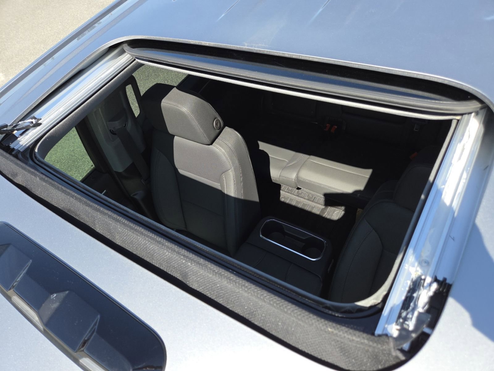 New 2026 GMC Sierra 2500 SLT w/ SLT Premium Package AWD/4WD image 4