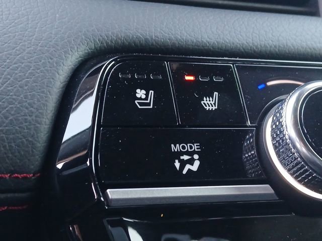 Used 2025 Honda Pilot Black Edition image 19