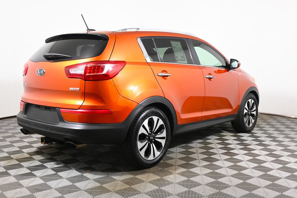 Used 2011 Kia Sportage SX w/ Premium Pkg w/Color Pkg AWD/4WD image 7