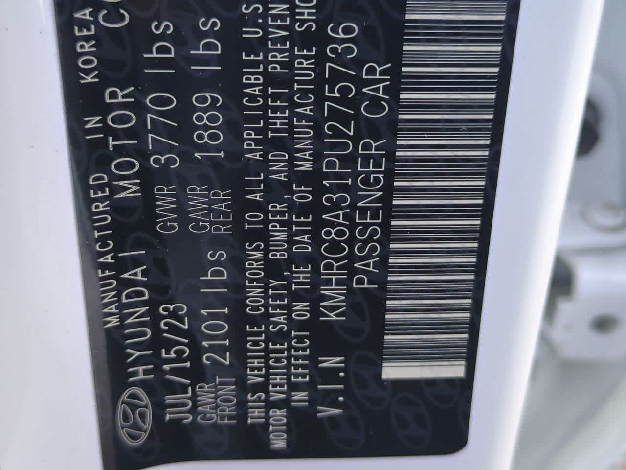Used 2023 Hyundai Venue Limited FWD image 34