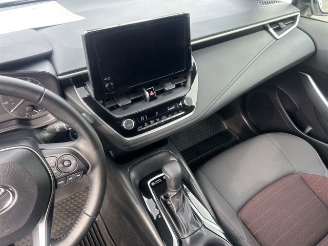 Used 2025 Toyota Corolla SE image 27