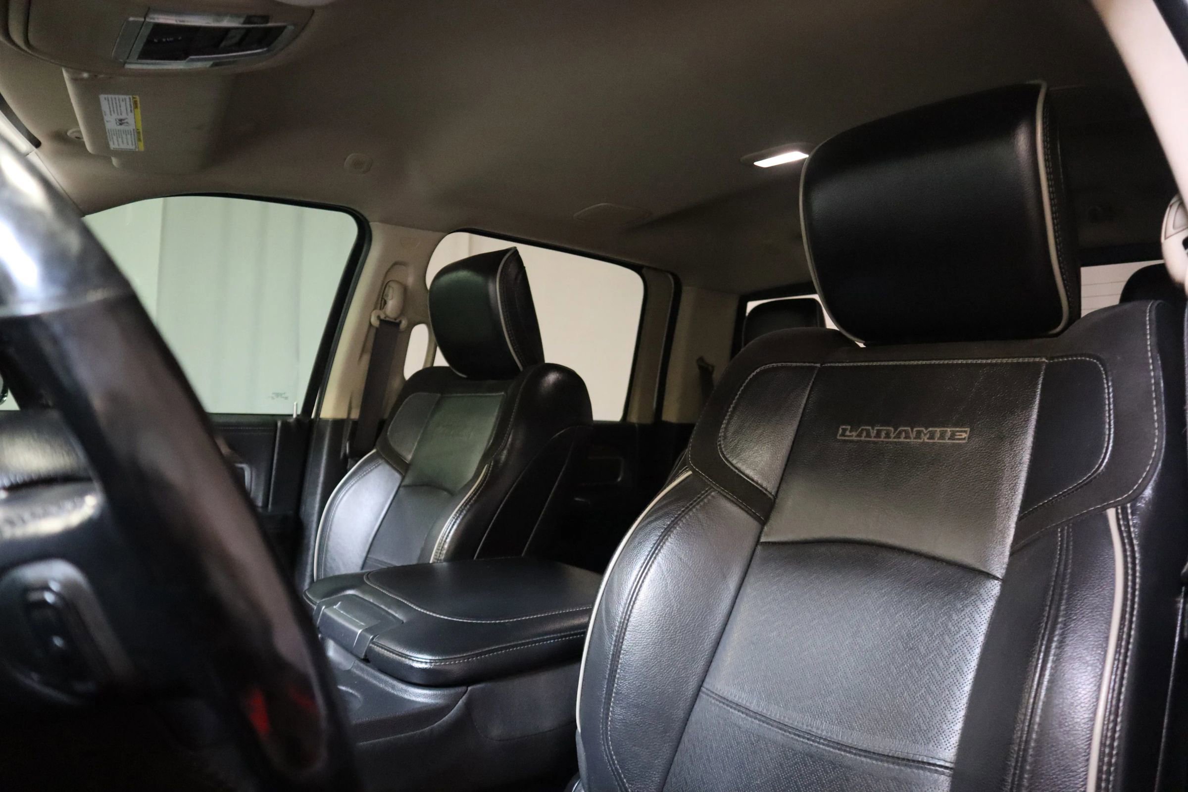 Used 2020 RAM 2500 Laramie AWD/4WD image 16