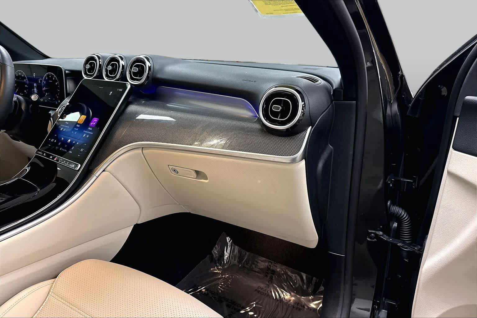 Certified 2026 Mercedes-Benz GLC 300 4MATIC image 19