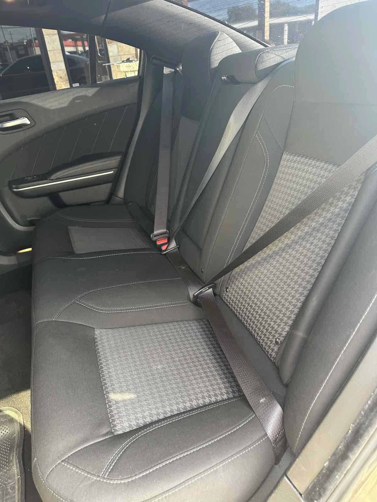Used 2023 Dodge Charger SXT RWD image 9