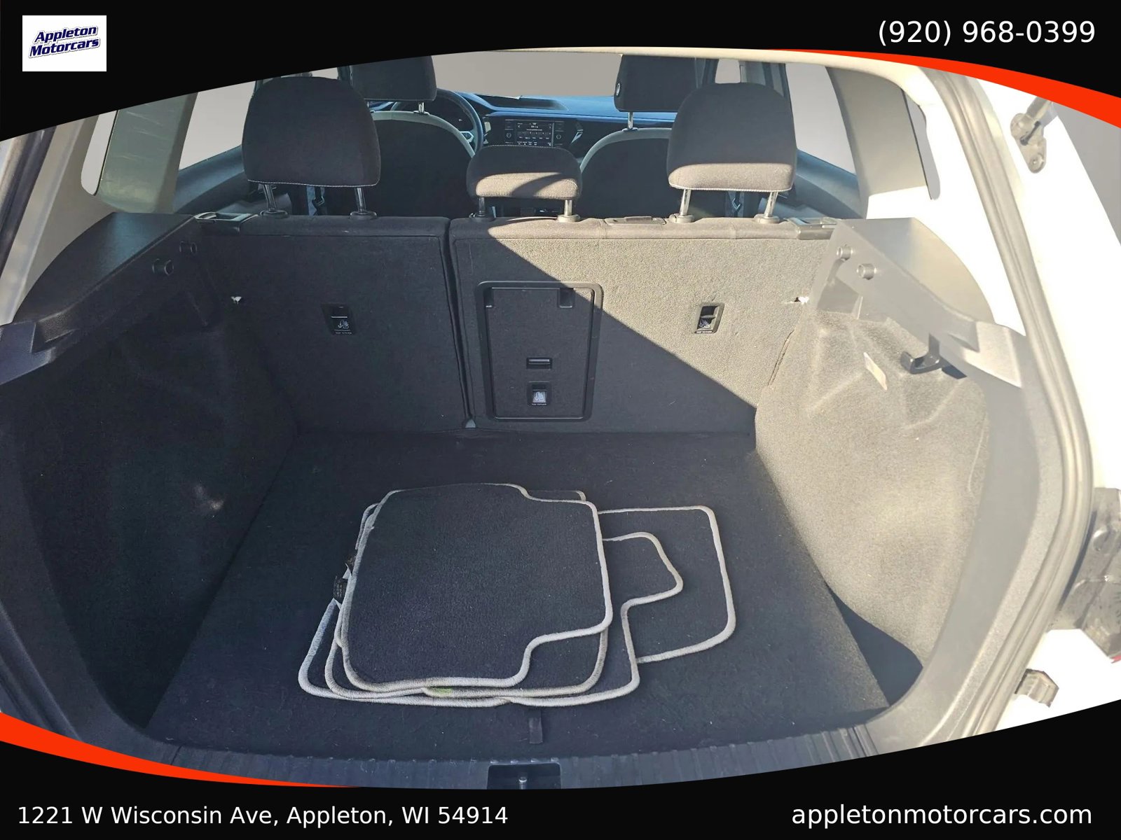 Used 2023 Volkswagen Taos S image 9